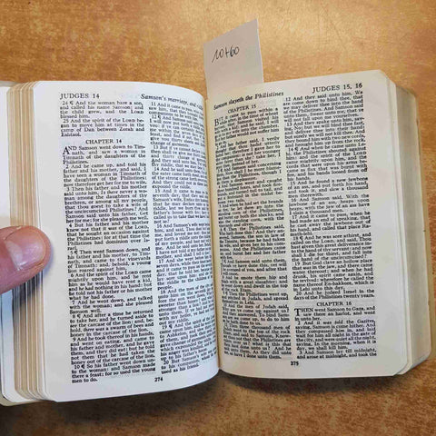 THE HOLY BIBLE old and new testaments H.R.H. PRINCE OF WALES LADY DIANA SPENCER