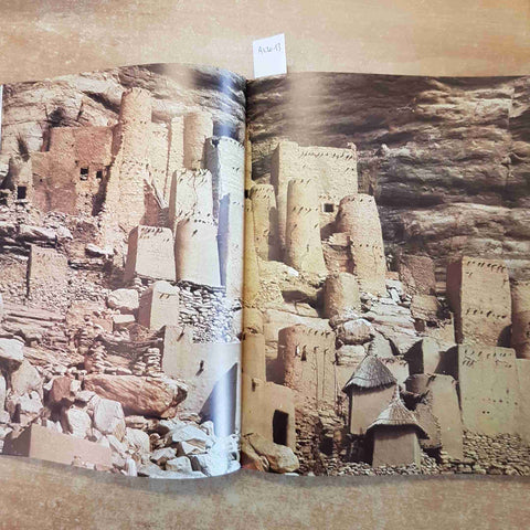 AFRICA REALTA' DI UN CONTINENTE 1980 RENE' GORDON de agostini ATLANTE