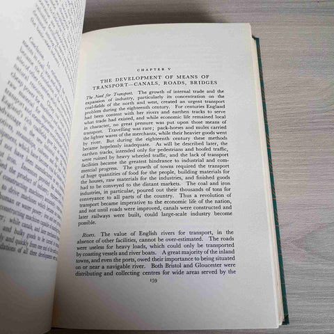 AN OUTLINE OF THE ECONOMIC HISTORY OF ENGLAND - ROBERTS - LONGMANS - 1964