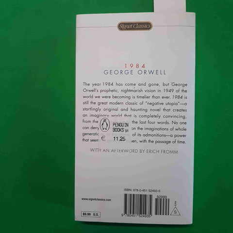 1984 a novel by GEORGE ORWELL - SIGNET CLASSICS