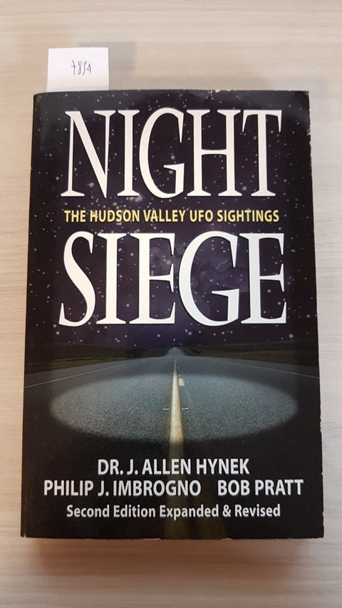 NIGHT SIEGE - THE HUDSON VALLEY UFO SIGHTINGS - HYNEK - LLEWELLYN - 1998