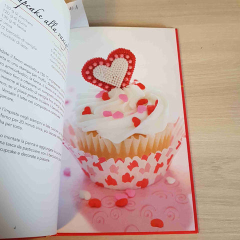 LOVECAKE LE MIGLIORI RICETTE DI CUPCAKE, MUFFIN E DOLCETTI - GIUNTI - 2012