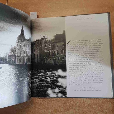 VENICE city of haunting dreams SIMON MARSDEN 2001 LITTLE BROWN AND COMPANY