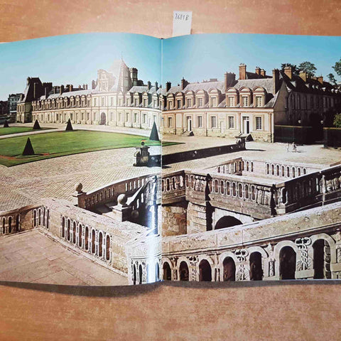 CHATEAUX EN PAYS DE FRANCE Bernard de Montgolfier 1971 LAROUSSE manca 1° pagina