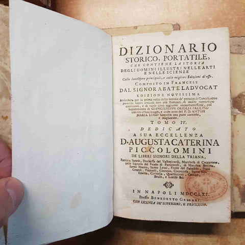 1760 DIZIONARIO STORICO UOMINI ILLUSTRI ARTE E SCIENZE abate Ladvocat  6 VOLUMI