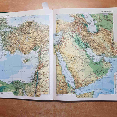 ATLANTE GEOGRAFICO DE AGOSTINI 1987 grande formato COPERTINA ROSSA