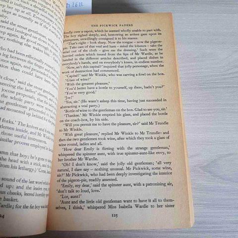 THE PICKWICK PAPERS - CHARLES DICKENS - PENGUIN BOOK - 1975