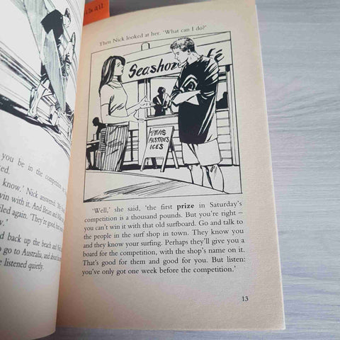 SURFER! - PAUL HARVEY - PENGUIN READERS - 1996