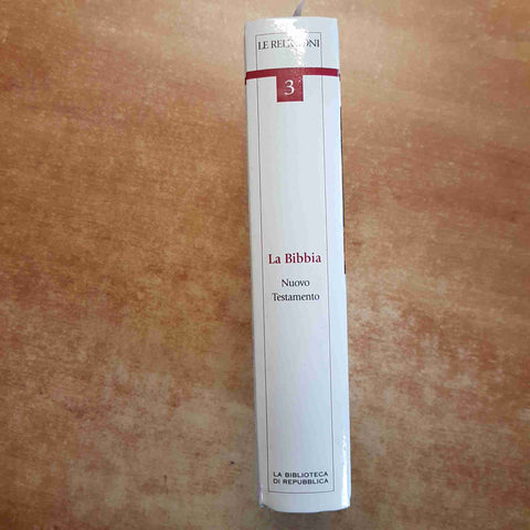 LA BIBBIA NUOVO TESTAMENTO la biblioteca di Repubblica LE RELIGIONI 2005