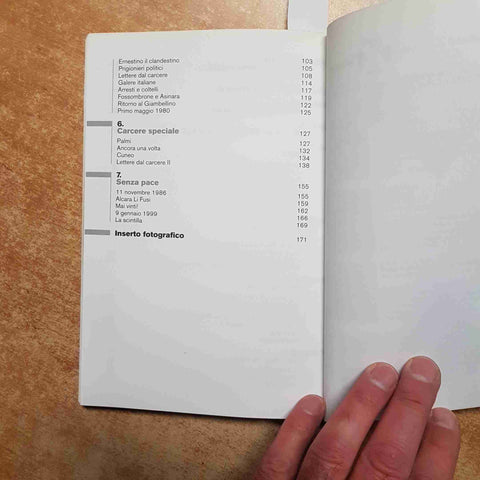 MANOLO MORLACCHI - LA FUGA IN AVANTI LA RIVOLUZIONE E' UN FIORE CEHE NON MUORE