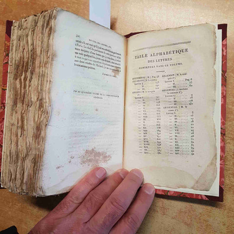 OEUVRES COMPLETES DE VOLTAIRE TOMO IV CORRESPONDANCE GENERALE 1827 GARNERY PARIS