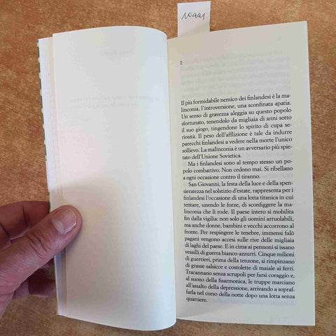 PICCOLI SUICIDI TRA AMICI  ROMANZO DI ARTO PAASILINNA 2015 ROMANZO IPERBOREA