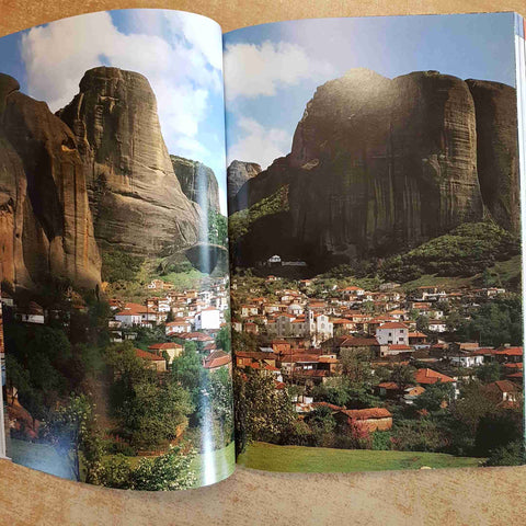 GRECIA GUIDA TURISTICA INSIGHT GUIDES SOLE 24 ORE ATENE ISOLE CRETA 2000
