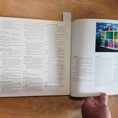 ET DUKKEHJEM - LAURIE SIMMONS - HENIE ONSTAD KUNSTSENTER 2002