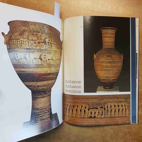 MUSEO NAZIONALE SCULTURE BRONZI VASI - BASILIO PETRACOS - EDIZIONI CLIO 1981