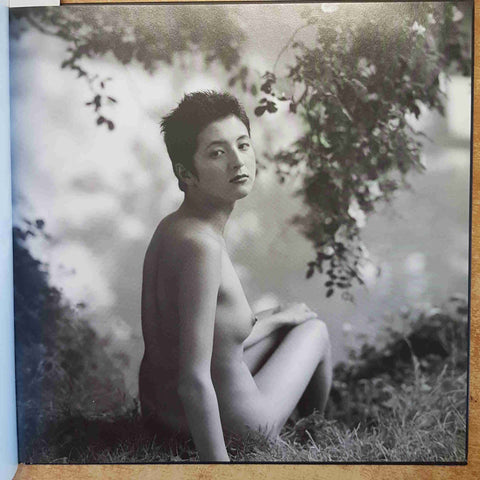 PETALI D'ORIENTE - YOSHIE NISHIKAWA - PAVESI FINE ARTS 2011 FOTOGRAFIA NUDO