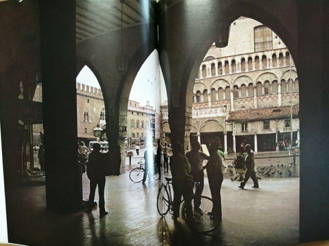 FERRARA citt incantesimo - Zagaglia Urbini - Artioli - fotografia (4570L