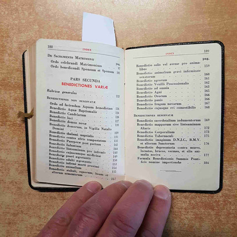 AMBROSIANUS SACERDOS in sacramentis ac praecipuis sacramentalibus DAVERIO 1955